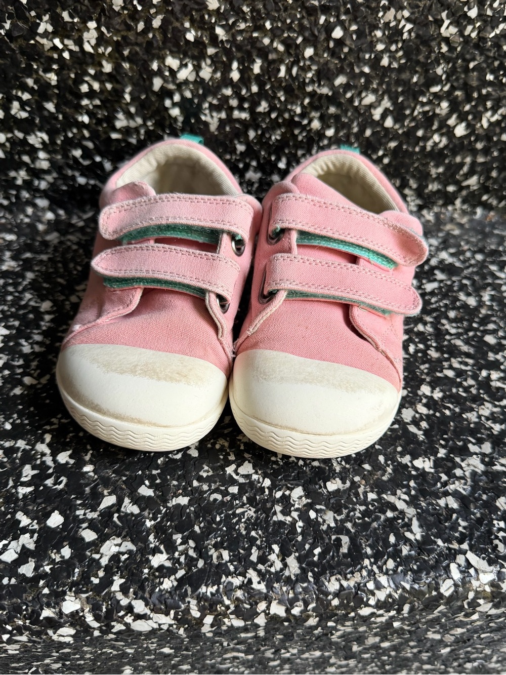 GUC Ten Little Everyday Original - Pink Kids Shoes Size 11.0